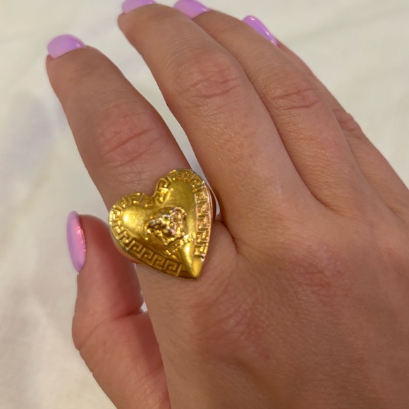 Versace Medusa Heart Sing - Picture 2 of 5